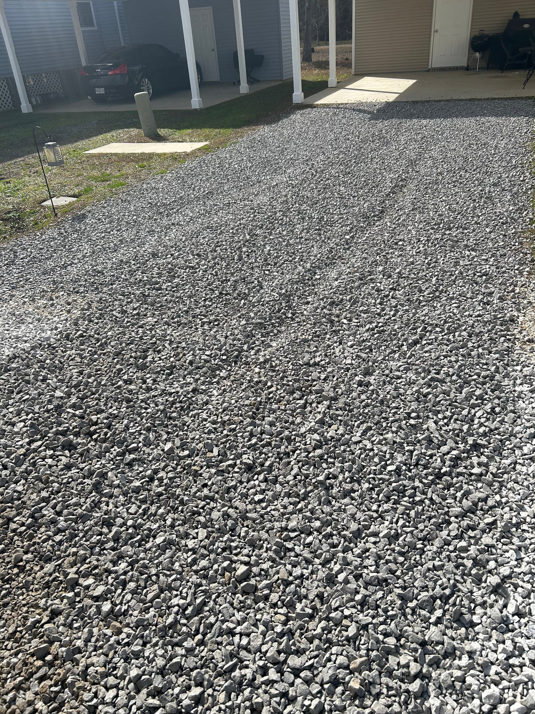 Revitalize Your Driveway with Gravel – The Smart & Affordable Solution